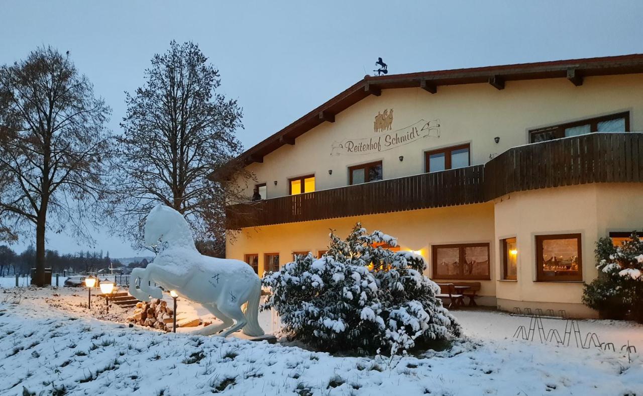 Reiterhof Schmidt, Gaststaette & Pension Golk Dış mekan fotoğraf